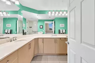 2421 NE 65th St, Fort Lauderdale, FL 33308 - Photo 5