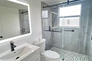 115 Ventnor F, Deerfield Beach, FL 33442 - Photo 3