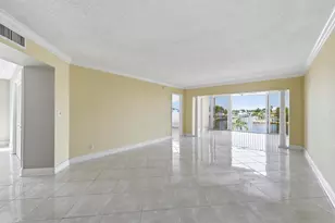 615 N Riverside Dr, Pompano Beach, FL 33062 - Photo 5