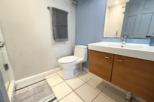 815 NE 16th Terrace, Fort Lauderdale, FL 33304 - Photo 9