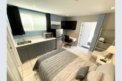 815 NE 16 Terrace, Fort Lauderdale, FL 33304 - Photo 5