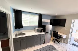 815 NE 16th Terrace, Fort Lauderdale, FL 33304 - Photo 7