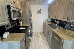 2075 Cornwall D, Boca Raton, FL 33434 - Photo 9