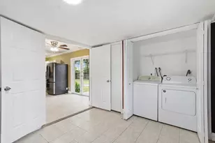 1129 NW 7th Terrace, Fort Lauderdale, FL 33311 - Photo 5