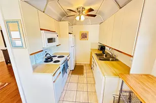 4050 Harwood E, Deerfield Beach, FL 33442 - Photo 9