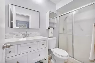 393 Bennington Ln, Lake Worth, FL 33467 - Photo 11