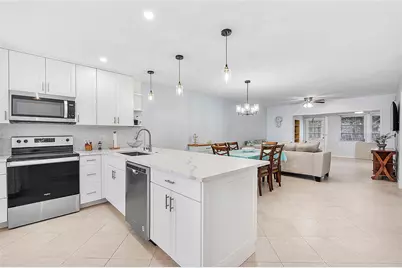 393 Bennington Lane #393, Lake Worth Beach, FL 33467 - Photo 7