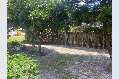 393 Bennington Lane #393, Lake Worth, FL 33467 - Photo 15