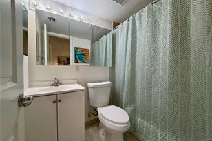 2660 NE 8th Ave, Wilton Manors, FL 33334 - Photo 11