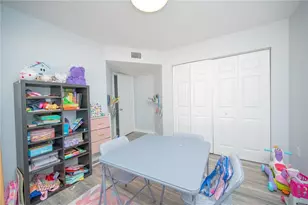 2841 NE 185th St, Miami, FL 33180 - Photo 21