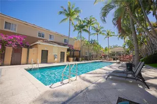 2841 NE 185th St, Miami, FL 33180 - Photo 21