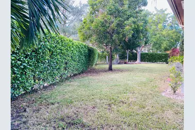 10720 NW 83rd Court, Parkland, FL 33076 - Photo 9