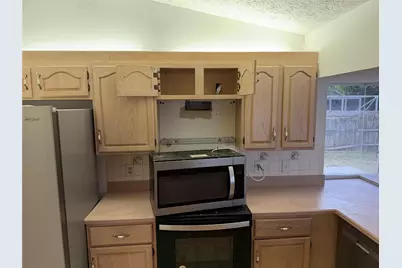 150 NW Byron Street, Port Saint Lucie, FL 34983 - Photo 9