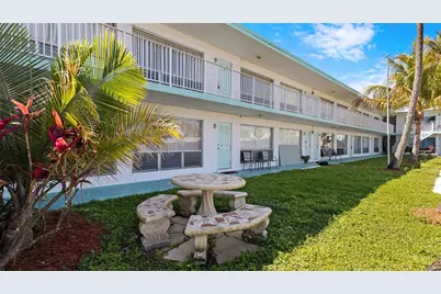 3212 NE 7th Place #12, Pompano Beach, FL 33062 - Photo 1
