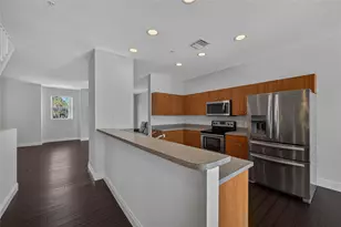 2725 NE 8th Ave, Wilton Manors, FL 33334 - Photo 5