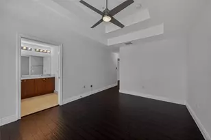 2725 NE 8th Ave, Wilton Manors, FL 33334 - Photo 11