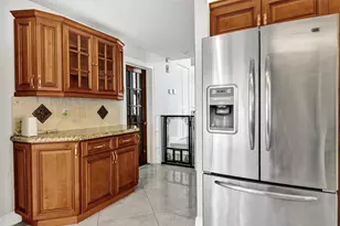 11064 Bismarck Pl, Hollywood, FL 33026 - Photo 15