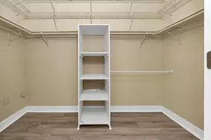 16102 Emerald Estates Dr, Weston, FL 33331 - Photo 27