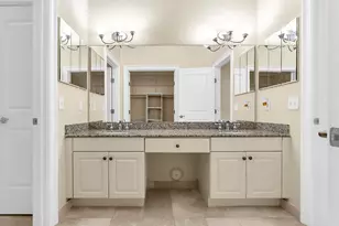 16102 Emerald Estates Dr, Weston, FL 33331 - Photo 25