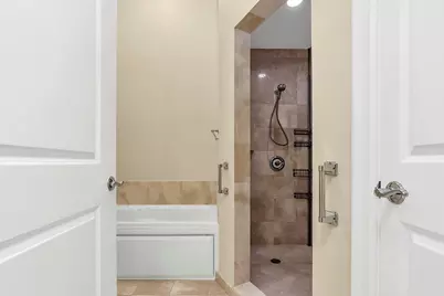 16102 Emerald Estates Drive #108, Weston, FL 33331 - Photo 27