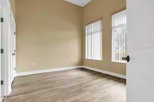 16102 Emerald Estates Dr, Weston, FL 33331 - Photo 15