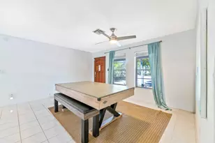 1574 NE 38th St, Oakland Park, FL 33334 - Photo 43