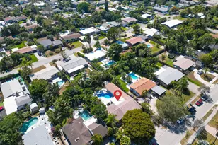 1574 NE 38th St, Oakland Park, FL 33334 - Photo 17