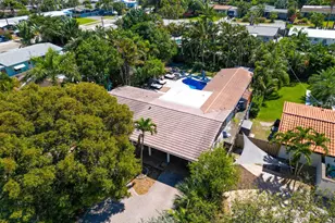 1574 NE 38th St, Oakland Park, FL 33334 - Photo 13