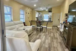 8053 Springtree Rd, Boca Raton, FL 33496 - Photo 5