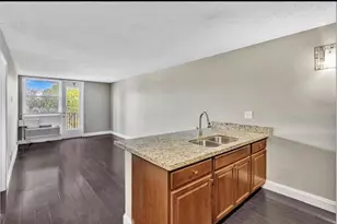 2701 Riverside Dr, Coral Springs, FL 33065 - Photo 3