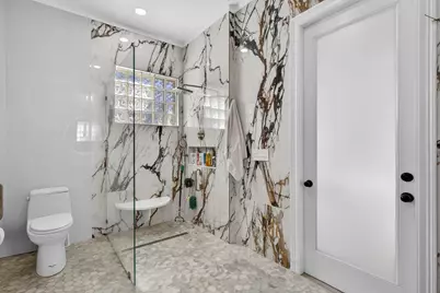 10468 Trianon Place, Wellington, FL 33449 - Photo 17