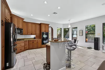 10468 Trianon Place, Wellington, FL 33449 - Photo 23