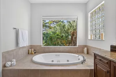 10468 Trianon Place, Wellington, FL 33449 - Photo 35