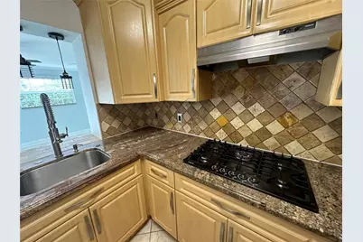 445 NE 109th Street #1, Miami, FL 33161 - Photo 15