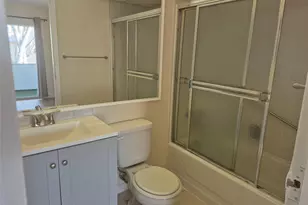 278 Flanders F, Delray Beach, FL 33484 - Photo 11