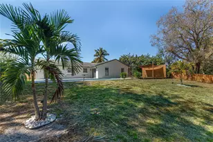 188 Martin Cir, Royal Palm Beach, FL 33411 - Photo 9