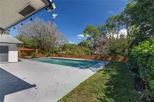 188 Martin Cir, Royal Palm Beach, FL 33411 - Photo 5