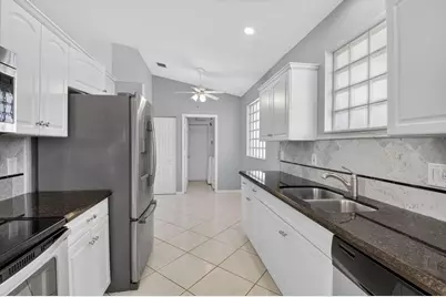 9820 Lemonwood Drive, Boynton Beach, FL 33437 - Photo 19