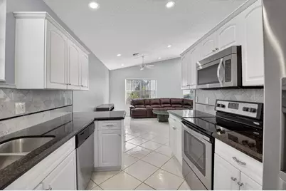 9820 Lemonwood Drive, Boynton Beach, FL 33437 - Photo 19