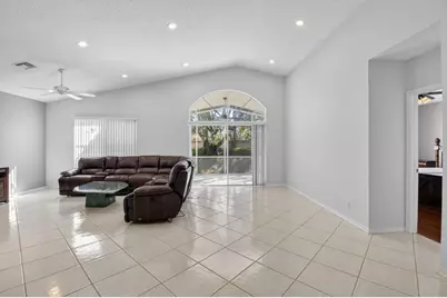 9820 Lemonwood Drive, Boynton Beach, FL 33437 - Photo 11