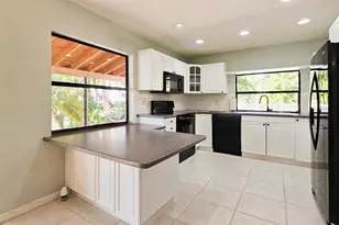 2840 Begonia Way, Cooper City, FL 33026 - Photo 13