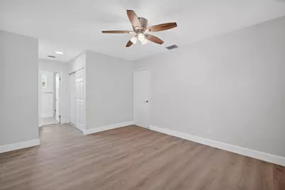 9870 NW 2nd Street, Plantation, FL 33324 - Photo 19