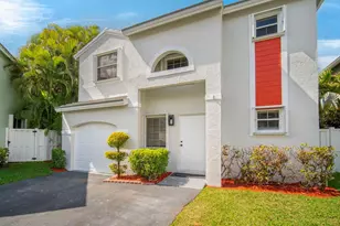 9870 NW 2nd St, Plantation, FL 33324 - Photo 1