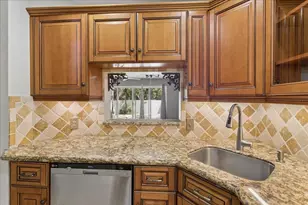 9500 SW 1st Pl, Coral Springs, FL 33071 - Photo 3