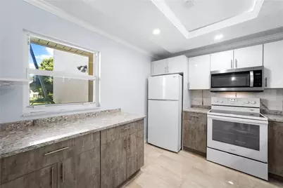 2615 NE 3rd Court #220, Boynton Beach, FL 33435 - Photo 11