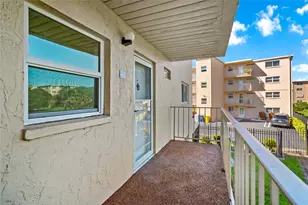 2615 NE 3rd Ct, Boynton Beach, FL 33435 - Photo 25