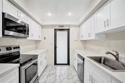 3541 NW 95th Terrace #202, Sunrise, FL 33351 - Photo 11