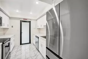 3541 NW 95th Terrace, Sunrise, FL 33351 - Photo 13