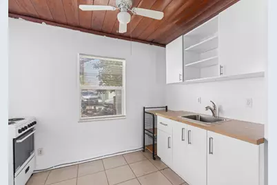 602 Texas Court, Fort Pierce, FL 34950 - Photo 5