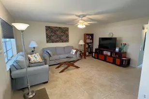 330 Piedmont G, Delray Beach, FL 33484 - Photo 3